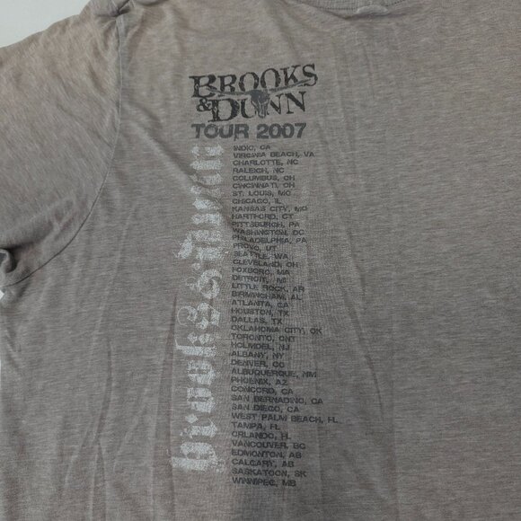 Brooks & Dunn Tour 2007 Gray Tee Size XL PRE-VINTAGE Honest! All my stuff is! :) - Picture 8 of 8